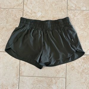 Lulu Tracker low rise 4”